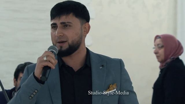 Рамзан Абдулмуслимов и Ислам Актулаев лезгинка