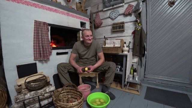 БЛИЗКИЕ ЛЮДИ СКРАСИЛИ ПРАЗДНИК ХУТОРЯНИНУ.№331