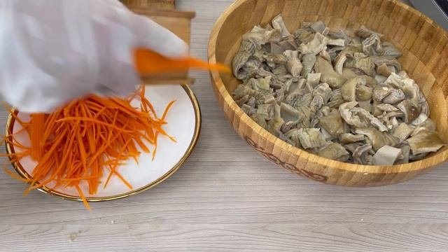 ГОРЯЧИЙ САЛАТ ИЗ ТРЕБУХИ.ЭТОТ САЛАТ БЕСПОДОБЕН