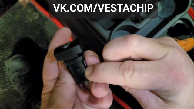 Установка трехуровневого обогрева сидений Гранта / Калина