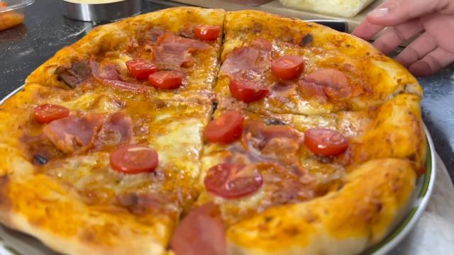 Пицца - быстро вкусно и сытно👍Готовьте сами и будет вам счастье/К Элине на обед❤️