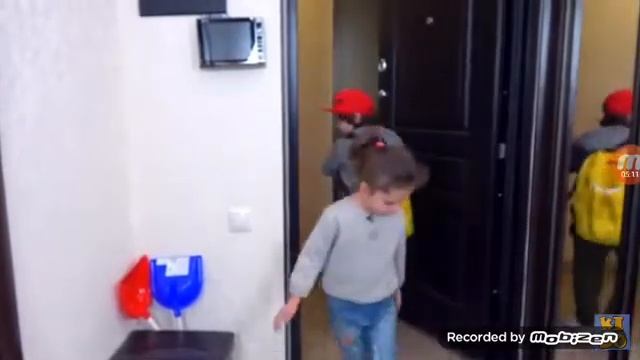 Аминка и Камиль нашли деньги