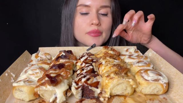 ASMR CINNABON CINNAMON ROLLS DESSERT MUKBANG (No Talking) EATING SOUNDS | Zulfia ASMR 먹방