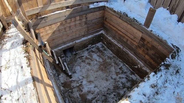 Яма для кроликов. Что лучше, держать кроликов в клетке или в яме?