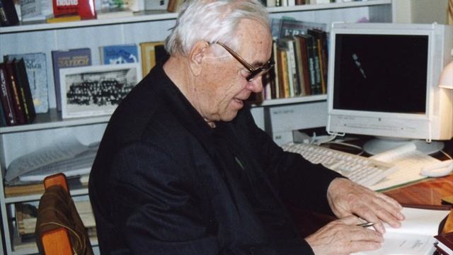 М. Петрова сл. Н. Гурьевой «Горечь калины». Поёт Анна Киселёва.
