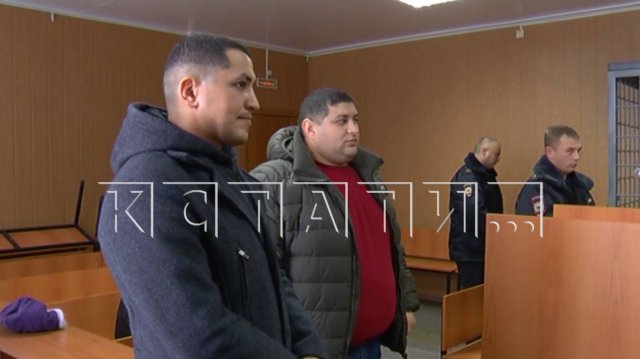 Мягкий приговор полицейскому, подозреваемому в насилии и вымогательстве, заменили на менее мягкий