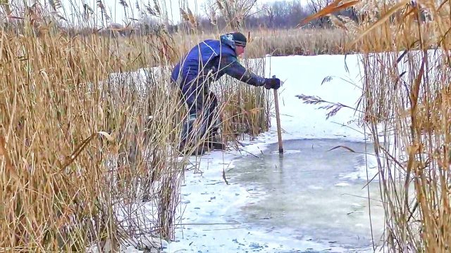 ПРОВЕРИЛИ ПРОШЛОГОДНИЕ ЛУНКИ И..! ЗАПОМНЮ НА ДОЛГО ЭТУ РЫБАЛКУ!