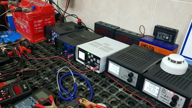 КУЛОН 825 + БЕРЕЖОК V1. "Святая вода" против 110 часов Заряда БЕРЕЖКА. Разряд EFB до 10,5 В.