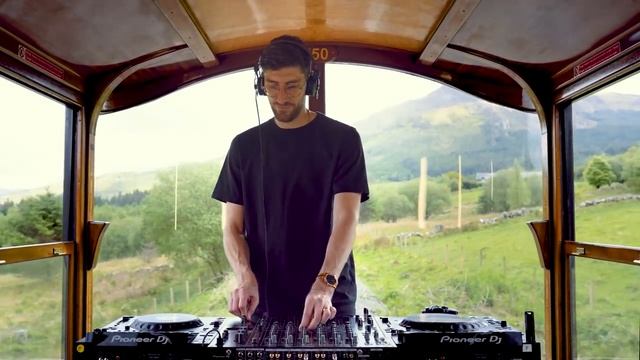 Marsh DJ Set - Live from the Snowdonia Star, Welsh Highland Railway_720p