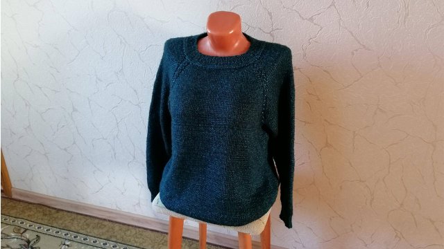 Простой джемпер спицами без единого шва//Обзор готовой работы