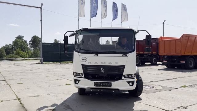 Крюковой погрузчик на шасси КАМАЗ Компас 12