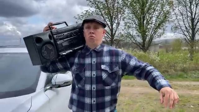 ТАНЕЦ БРАТИКОВ - LavrenSem.mp4