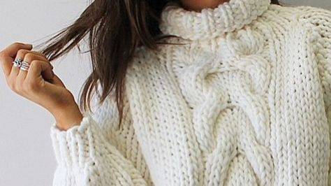 Тепло и Стиль! Вяжем пуловер спицами + СХЕМЫ! 🧶✨ Модные модели для любого уровня!