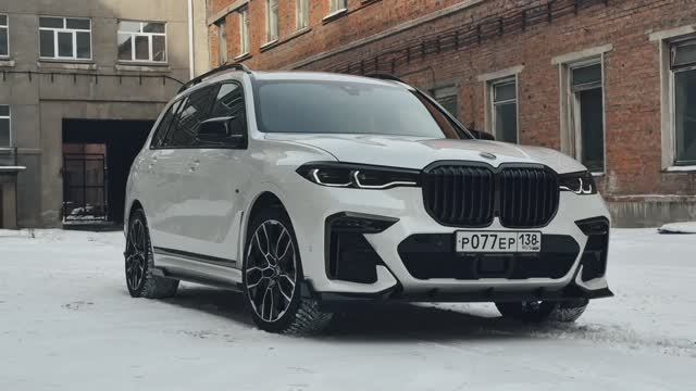 BMW X7 40i