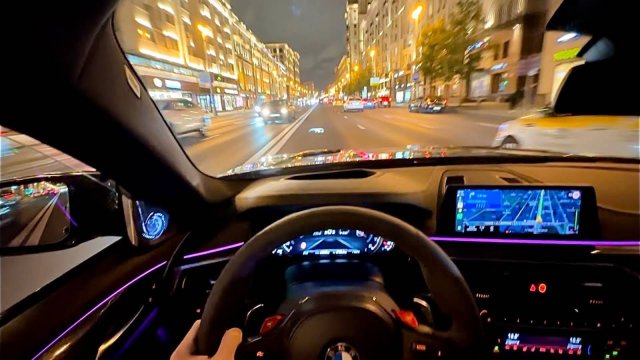 BMW M5 F90 ОТ ПЕРВОГО ЛИЦА По ночной Москве с M8 & M4