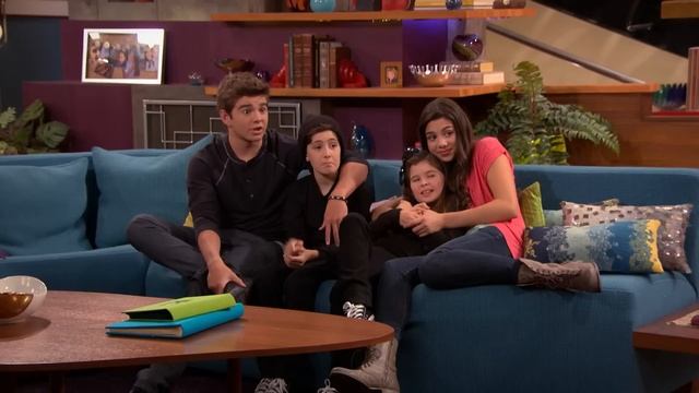 Грозная семейка | Марафон ошибок Фиби на 80 минут  Грозная семейка| Nickelodeon Cyrillic