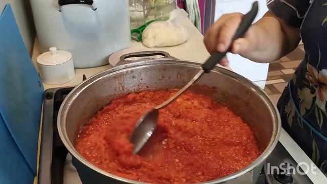 Очень вкусная домашняя аджика.