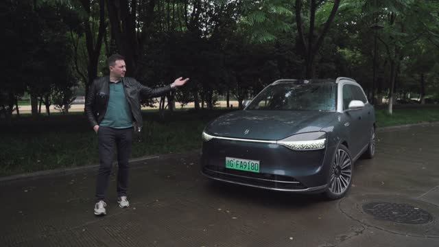 Тот самый убийца ЛИСЯНА и заменитель ТОПОВЫХ НЕМЦЕВ, который скоро будет у нас! SERES AITO M9