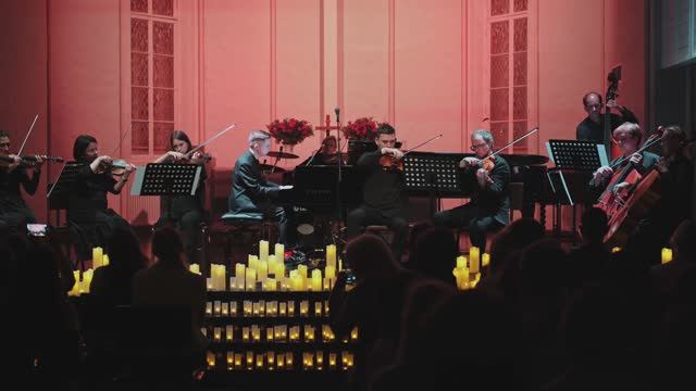 Оркестр при свечах «Ludovico Einaudi»