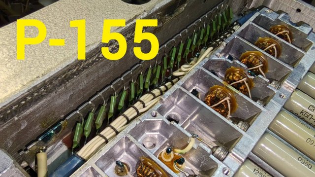 Радиостанция Р-155. Обзор-разбор. Приборы, радиодетали, золото, палладий, платина, серебро.