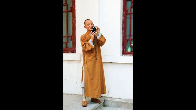 Дина Крупская. МРНЫ: почти правдивая история. Отрывки из части 4. Читает автор