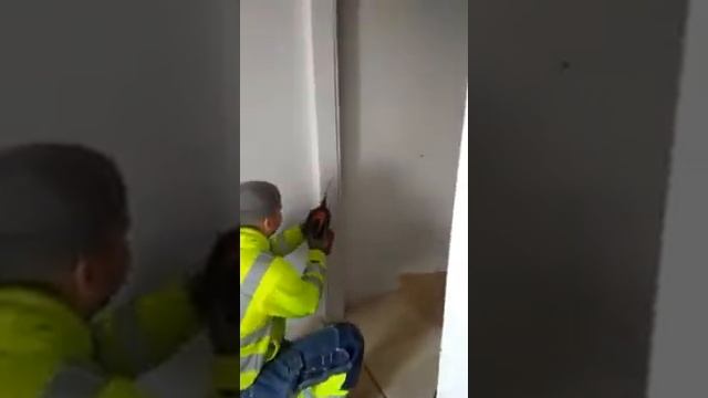 как без уровня выставить уровень)))