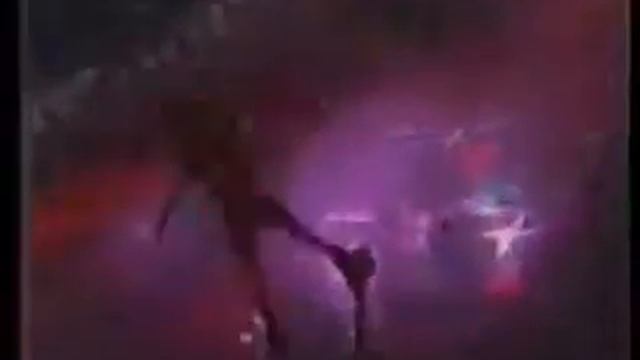 Президент и Амазонка ПО МОРДЕ ЧАЙНИКОМ.