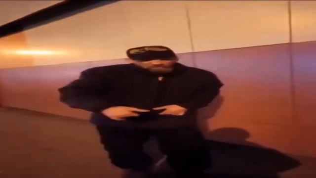 БОМЖ ТАНЦУЕТ ПОД АСТРАЛ СТЕП 1 ЧАС