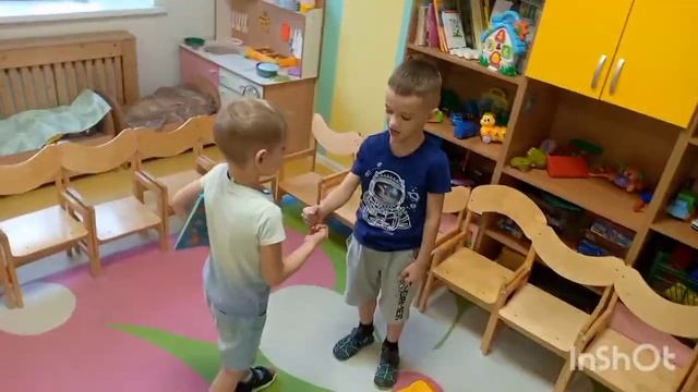 Учим ребенка решать конфликты