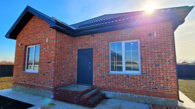 Дом в стиле Старая Русь (6.7 млн.р.) Тел: +7-904-539-34-34