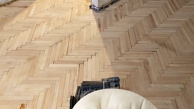 Шлифовка штучного паркета Советского образца