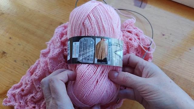 Продвижение процессов, образец из новой пряжи.