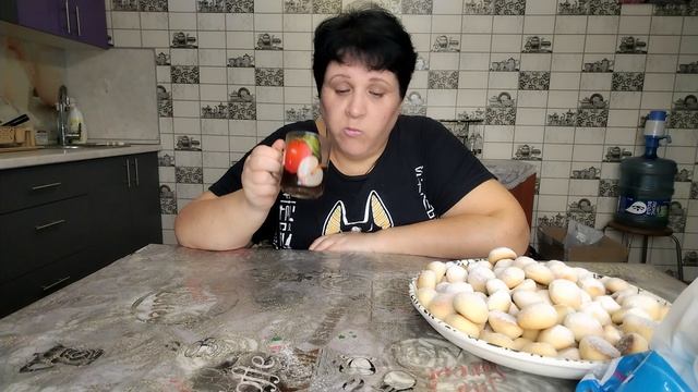 Кофе с печеньем.