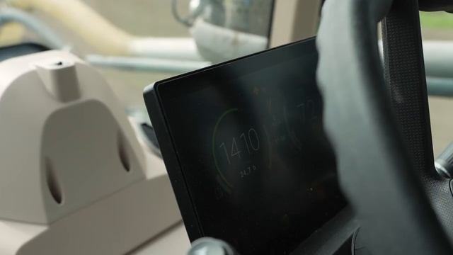 НОВЫЕ тракторы, кормоуборочные комбайны и многое другое