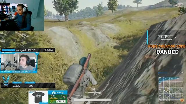 DanucD смотрит как Shroud в первый раз играет в PUBG !