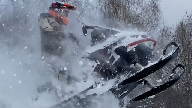 Снегоход AODES SIBERIACROSS SWT. Глубокий снег. Паудэр дэй на утилях.