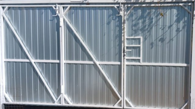 Складные металлические ворота с калиткой своими руками