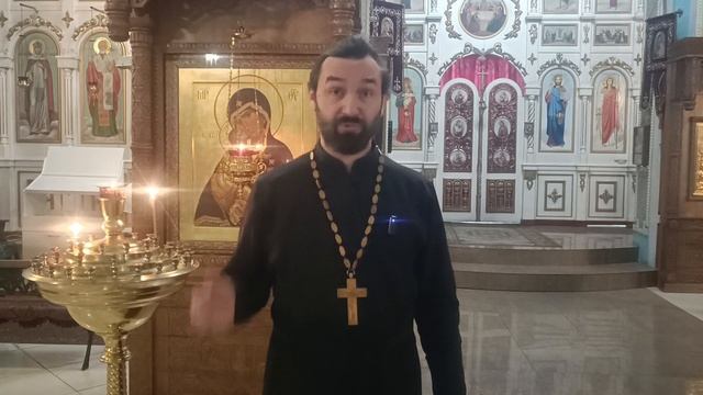 Может ли некрещёный человек заходить в Православный храм?