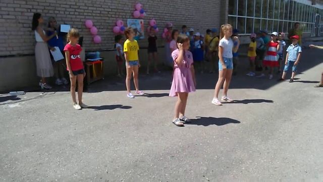 Танец под современную музыку