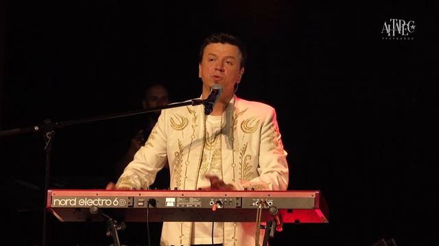 Песняры - Косил ясь конюшину