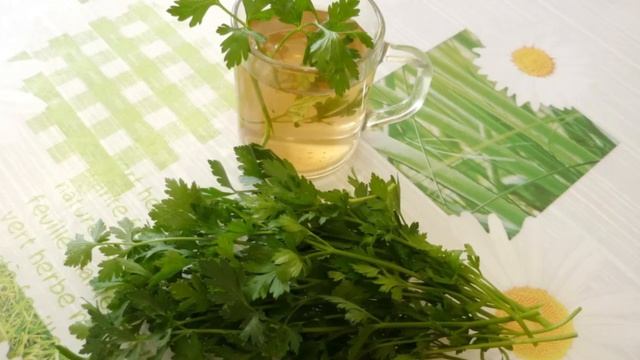 ПОЛЬЗА семян, корней, зелени ПЕТРУШКИ для вашего здоровья и способы лечения!