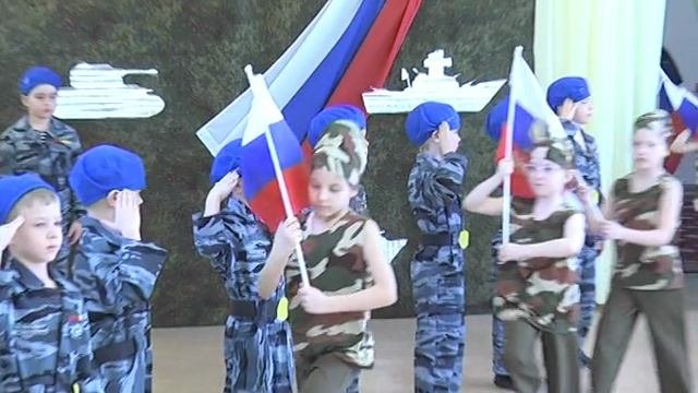 Детский сад "Рябинка" парад войск