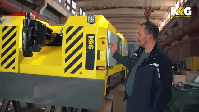 Маневровый тягач с тяговой способностью 350 т