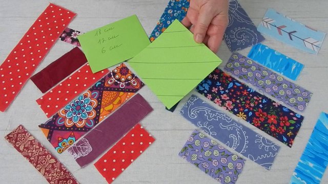 Придумала метод шитья помогает убрать головную боль. Необычное лоскутное одеяло очень просто.