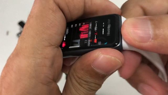 How To Remove & Change Straps Using Huawei Band 6 and Honor Band 6 - Quick Tips