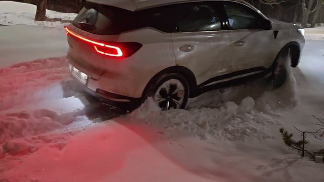 Тест по снегу Chery tiggo 7 pro max 2023 awd
