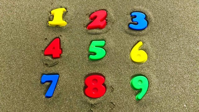 Лепим цифры на песке | Учимся считать от 1 до 9 | Счёт 123