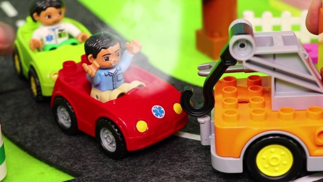 Машинки из конструктора