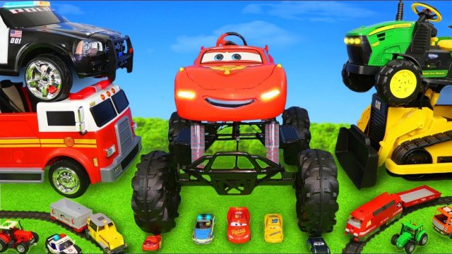 Различные игрушечные машинки для детей