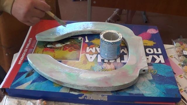 Эксклюзивный арт-объект. Красим крышку унитаза. 18.06.2021.